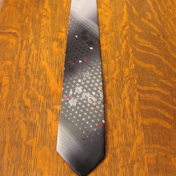 The Mens Shop J.C. Penny Black Silver Red Tie - Picture 1 of 8
